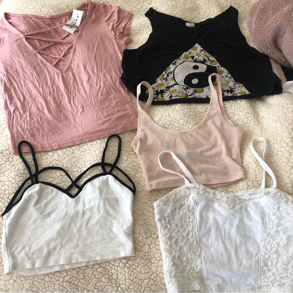 Women’s Assorted Tank Tops and T-Shirt